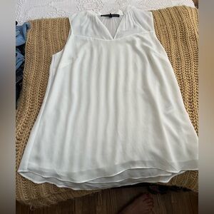 White House Black Market Ivory Sleeveless V-Neck Chiffon Camisole